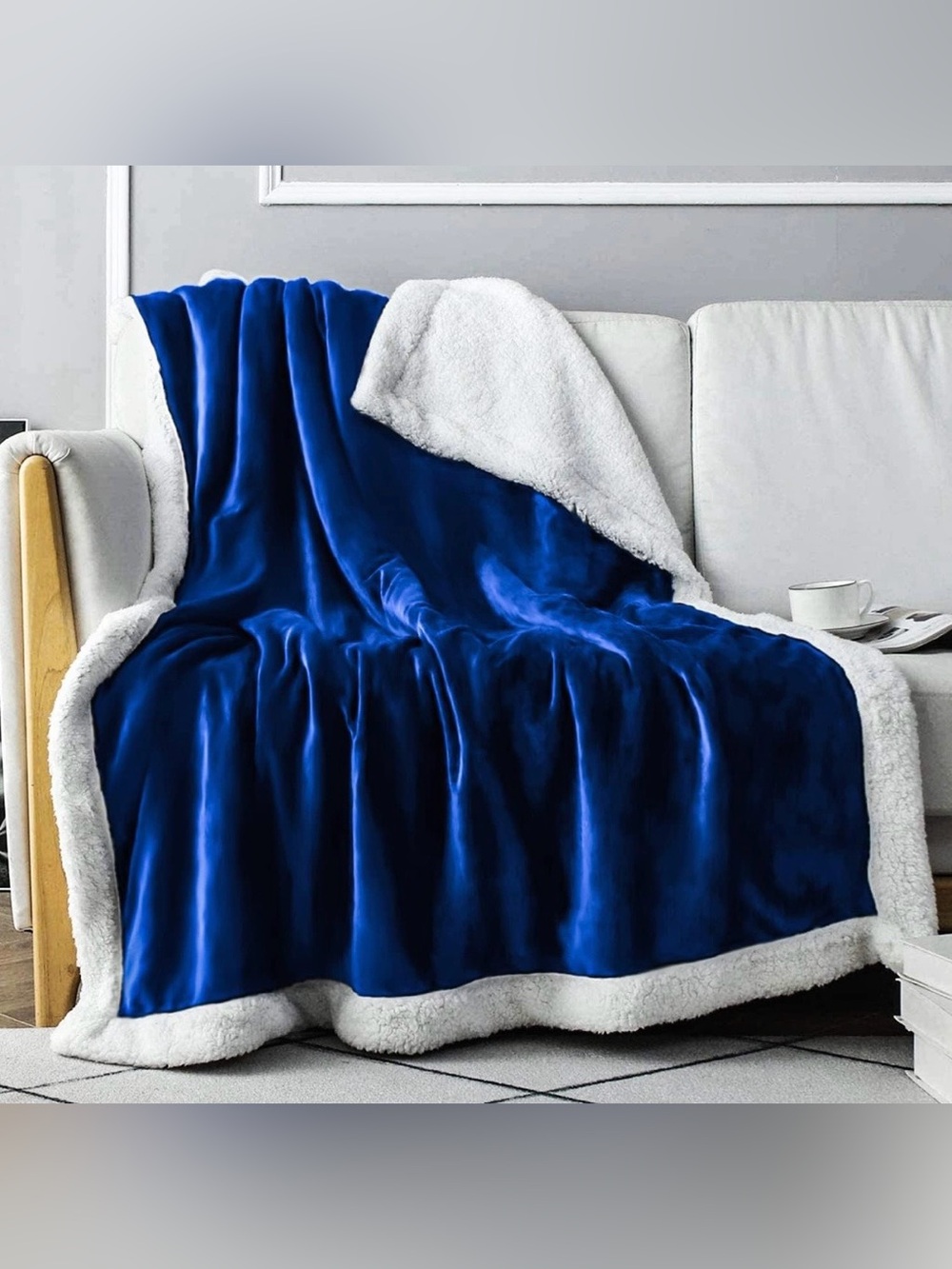 NWT Galaxy Blue Everlasting Comfort Sherpa Fleece Blanket 65x50